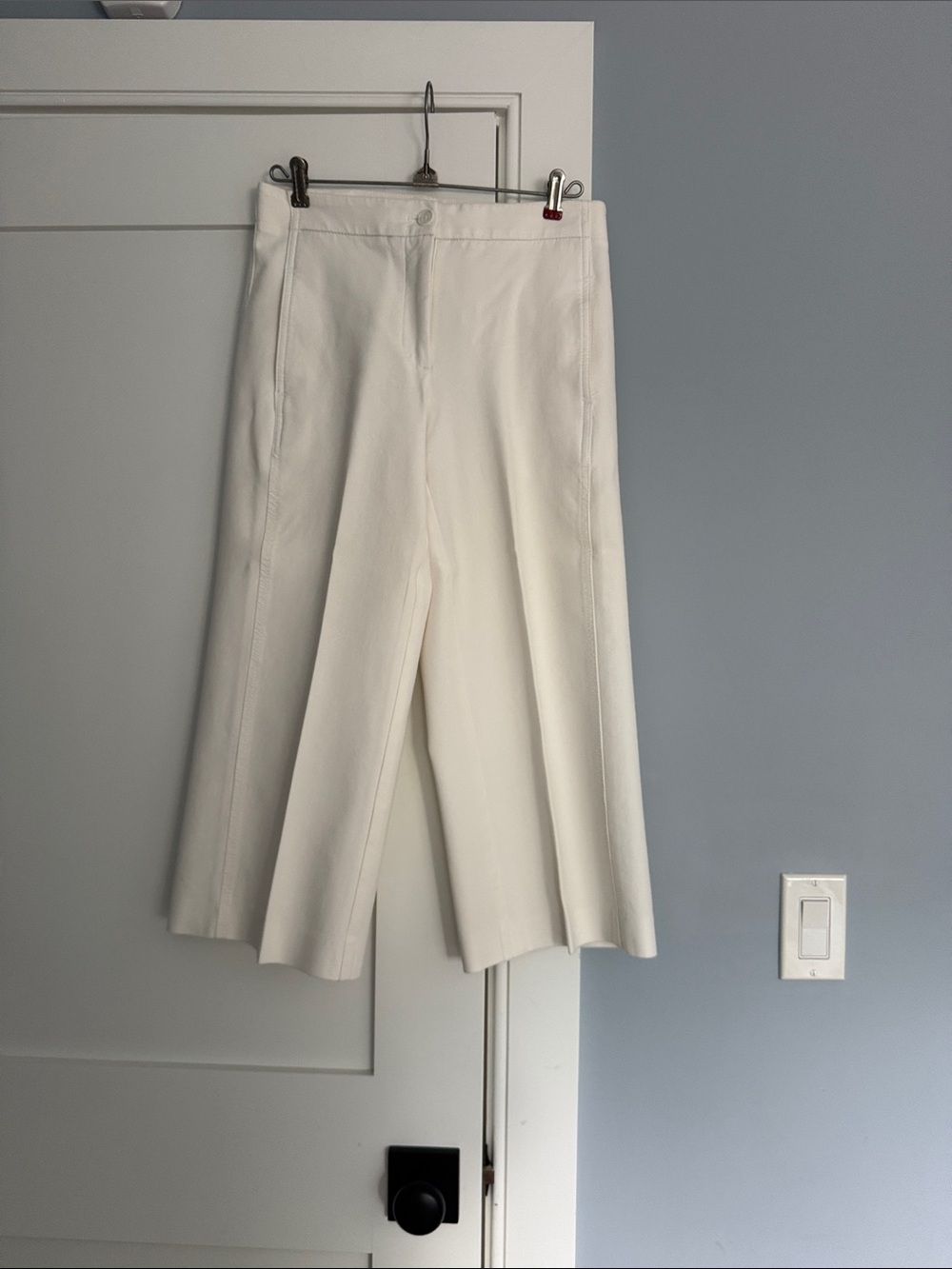 Ann Taylor Cream Wide-Leg Cropped Pants